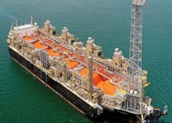 20-year FLNG gig in South America opening doors to LNG exports’ club for Argentina