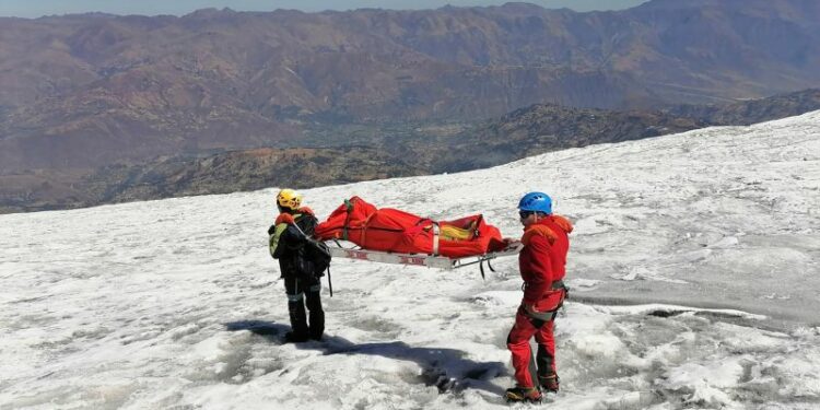 American mountaineer’s body found by fellow US climbers 22 years after going missing in Peru