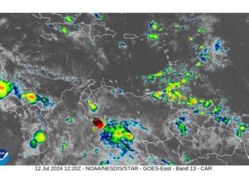 Approaching tropical wave expected to affect Grenada and St Vincent