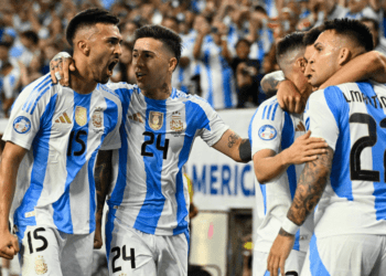 Argentina beats Ecuador on penalties