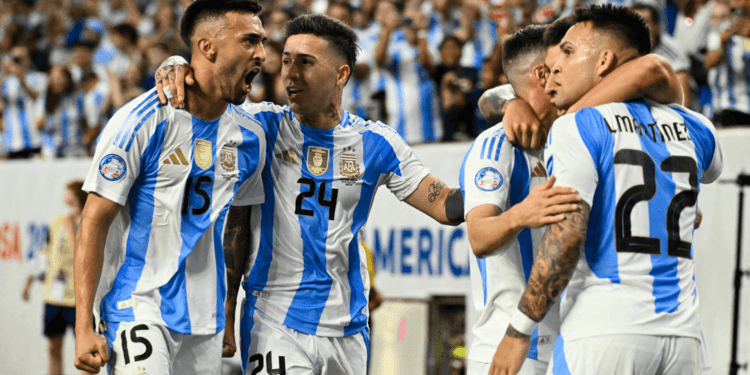 Argentina beats Ecuador on penalties