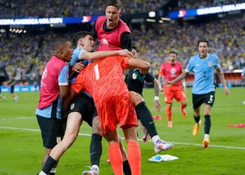 Bielsa's Uruguay knocks Brazil out of Copa America