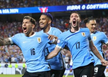 Matias Olivera of Uruguay goal vs USA