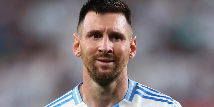 Colombian former star takes big shot at Lionel Messi before Copa America 2024 final