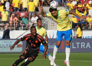 Copa America: Brazil enter quarterfinals; Colombia top group