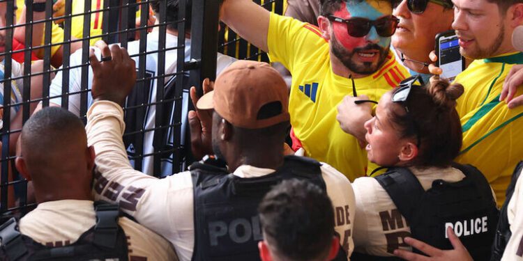 Copa America final delayed by over an hour after fans breach gates
