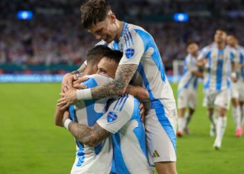 Dinsick: Argentina clear favorite in Copa America - NBC Sports