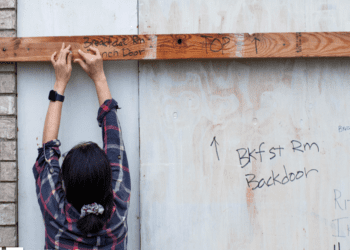 Hurricane Beryl: Texas braces for arrival of deadly storm