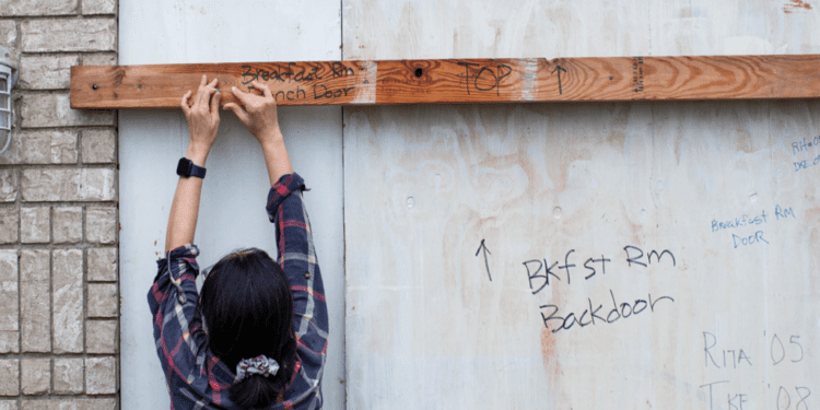 Hurricane Beryl: Texas braces for arrival of deadly storm