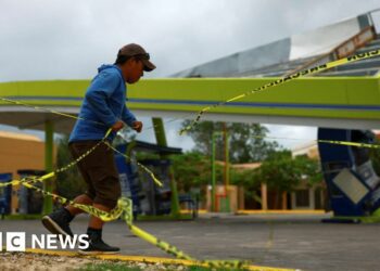 Hurricane Beryl batters Mexico's Yucatán Peninsula