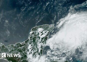 Hurricane Beryl heads towards Mexico and the US