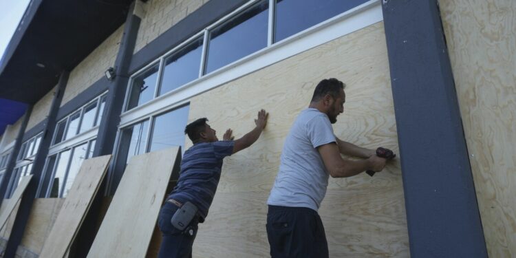 Hurricane Beryl roars toward Jamaica, kills at least 7 in Caribbean