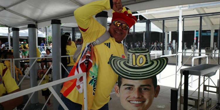 James fans are here too - The New York Times