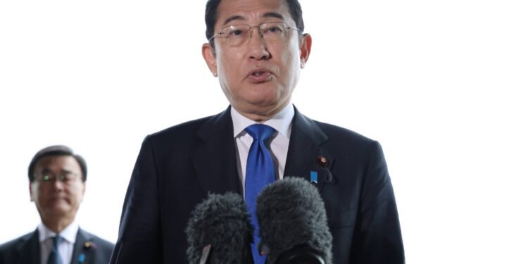 Kishida sets sights on energy and climate in South America trip