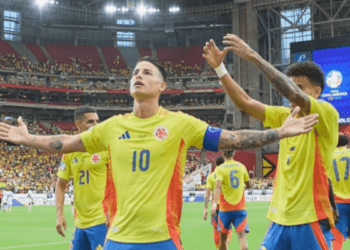 La Tricolor Extend Unbeaten Run With 5-0 Win, Advance To Semis