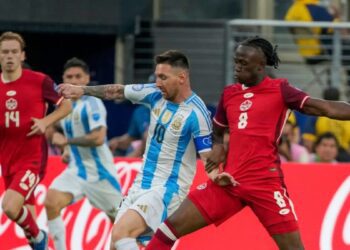 Lionel Messi and Julian Alvarez Score as Argentina Beat Canada 2-0 to Reach Copa America Final