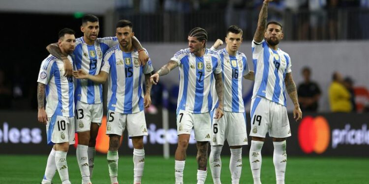Lionel Messi misses penalty but Argentina still reaches Copa América semifinals