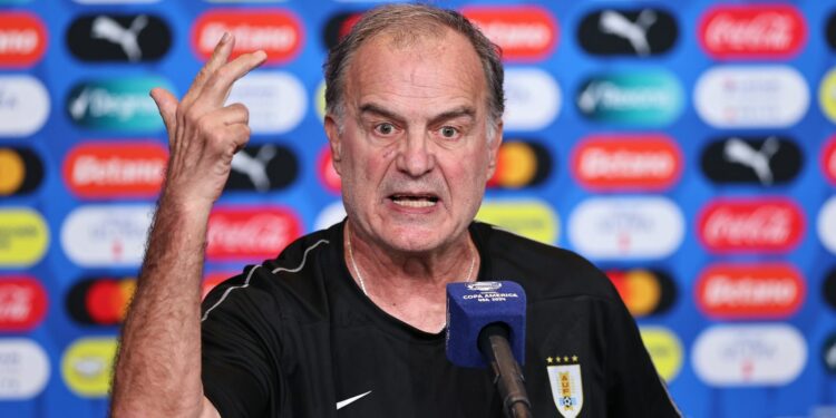 Marcelo Bielsa defends Uruguay players after Copa America brawl | Football News