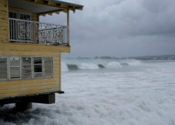 One death reported in St. Vincent and the Grenadines following Hurricane Beryl