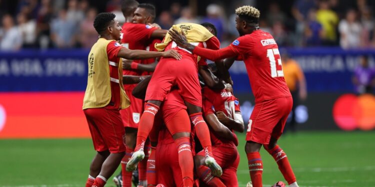 Panama stuns ill-disciplined United States - beIN SPORTS