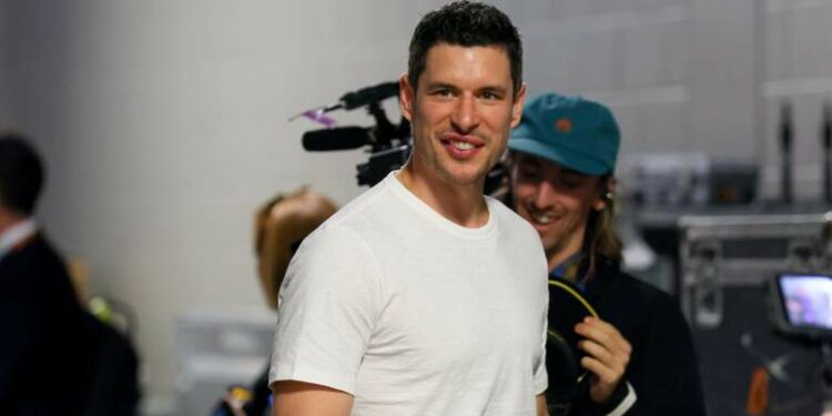 Penguins' Sidney Crosby Joins Canada's Copa America Celebration