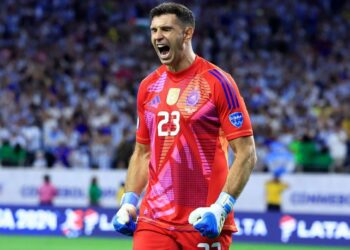 Player ratings: MartÃnez excels on penalties in Argentina win