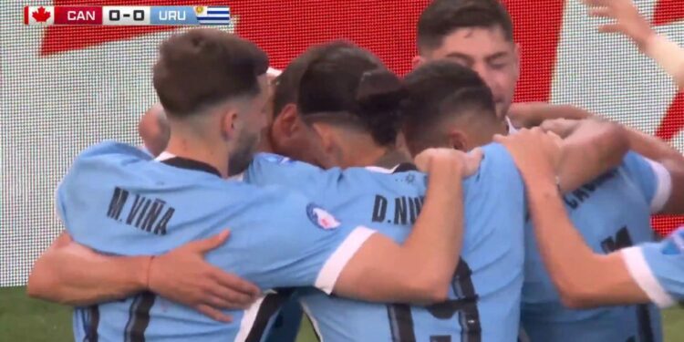 Rodrigo Bentancur finds the net in 8