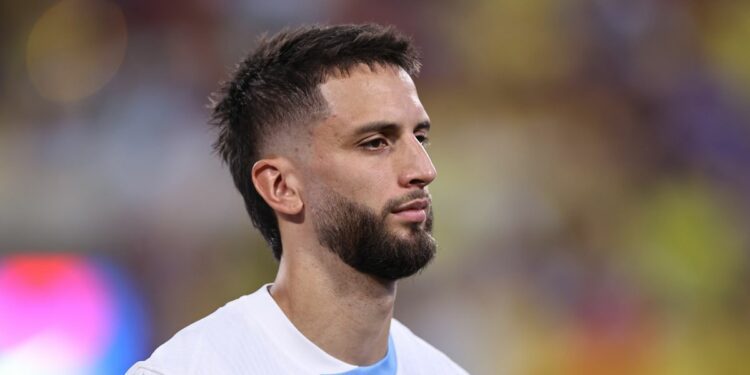 Rodrigo Bentancur just had a very bad night at the Copa America