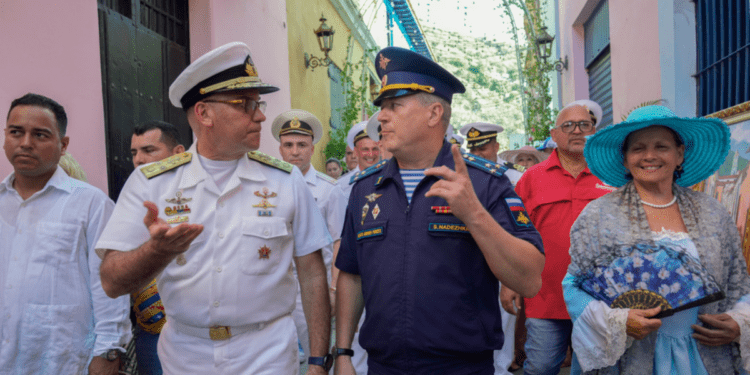 Seeking influence in the Americas, Russian warships dock in Venezuela