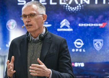 Stellantis pledges to tackle problems in North America as profits plunge - Kokomo Tribune