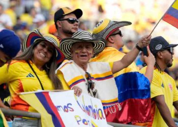 Ten-man Colombia edge Uruguay 1-0 to book Copa America final against Argentina