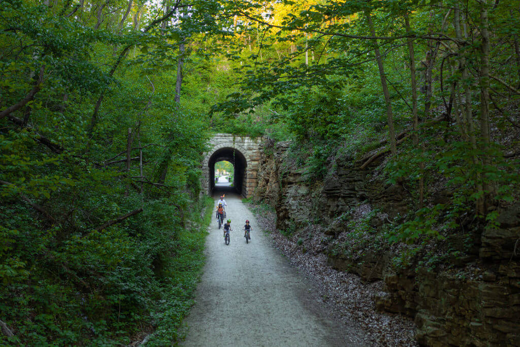 Cyclings on the Katy Trail, Missouri, a must-try summer cycling route