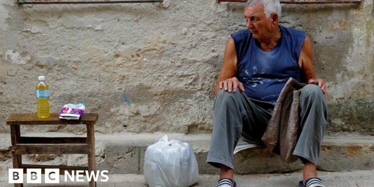 US abstains from UN vote against Cuba embargo