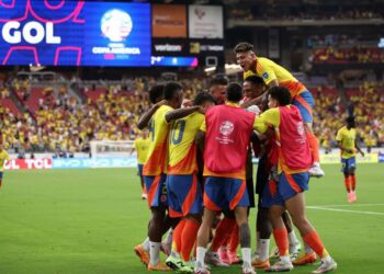 What time is Colombia vs Panama?