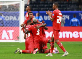 Where can I watch Colombia vs Panama?