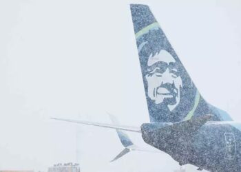 Earn, Redeem, and Maximize Alaska Airlines 2024