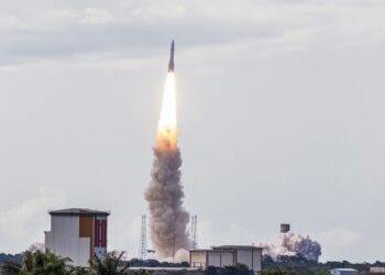 Europe’s powerful new Ariane 6 rocket soars on debut flight, but hits a snag before reentry