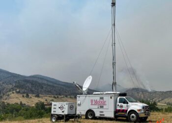 T-Mobile Supporting First Responders During Colorado and California Wildfires