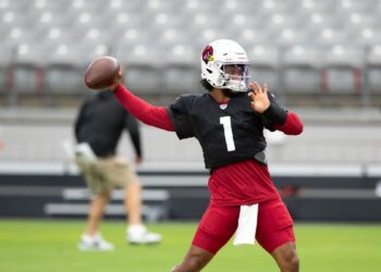 Quarterback Kyler Murray will not play in preseason, Cardinals say