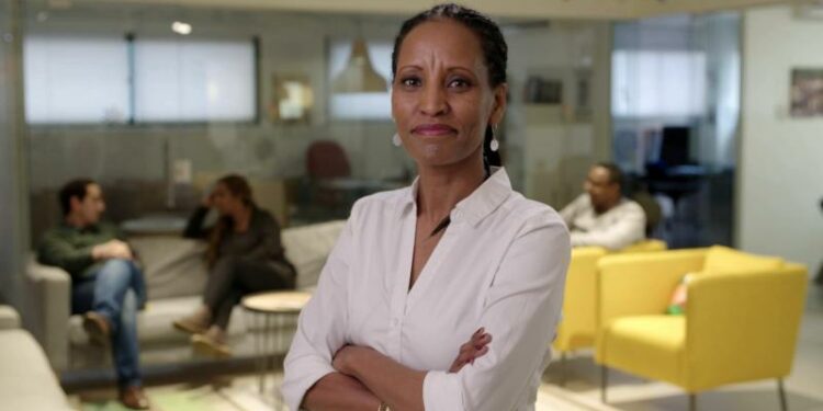 Looking Back on the North American Jewish Experience and the Power of the Collective