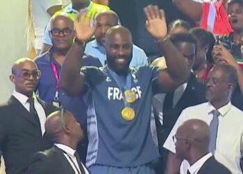 Teddy Riner accueilli en héros en Guadeloupe