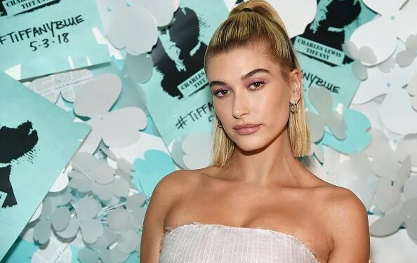 Hailey Baldwin Net Worth (Money & Salary) 2024