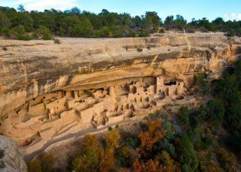 Huge! The Enigmatic Story Behind North America’s Largest Cliff Dwelling