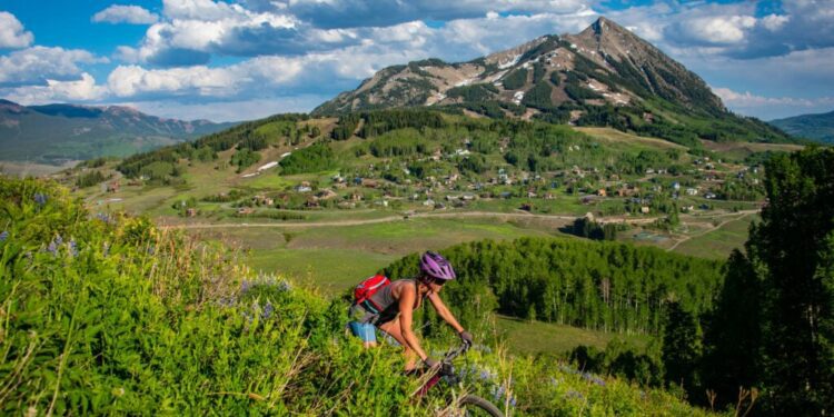 The 10 Best Bike Towns in the U.S., Ranked