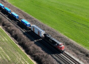 CN Preps for Possible Strike by Pausing Intermodal Cargo into Canada