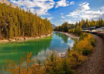 20 Best Train Trips USA In 2024