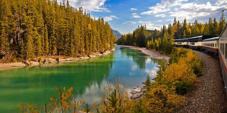 20 Best Train Trips USA In 2024