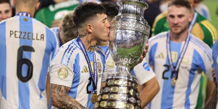 Argentina and the chant that threatens to taint the legacy of the country’s greatest team