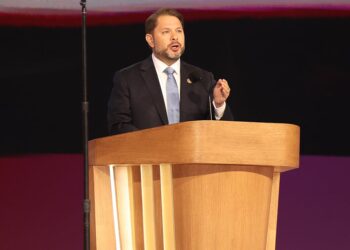 Democratic convention puts spotlight on Arizona Senate candidate Ruben Gallego