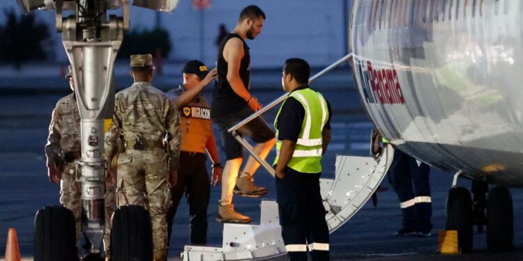 Panama deports 29 Colombians on first US-funded flight